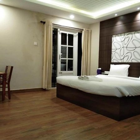 Dew Drop Inn Ooty Εξωτερικό φωτογραφία