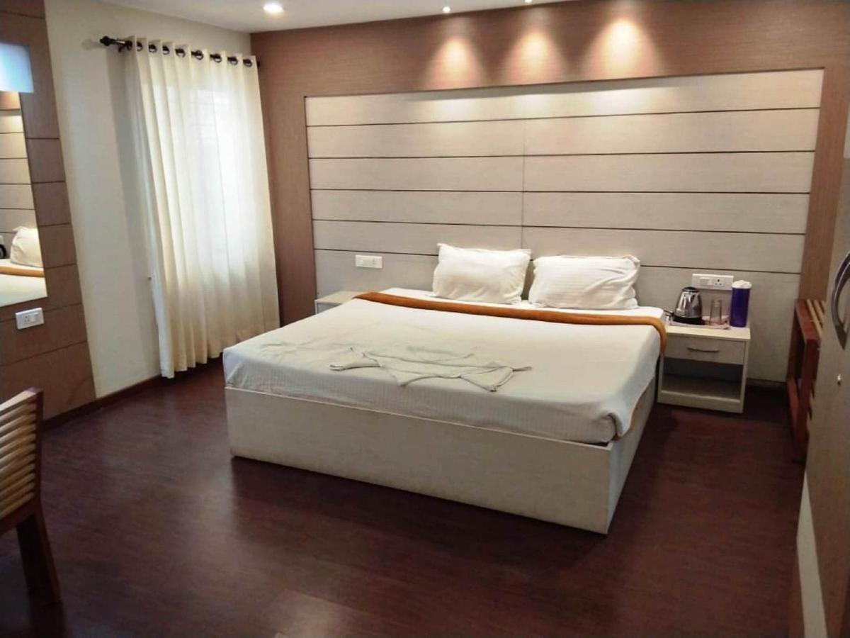 Dew Drop Inn Ooty Εξωτερικό φωτογραφία