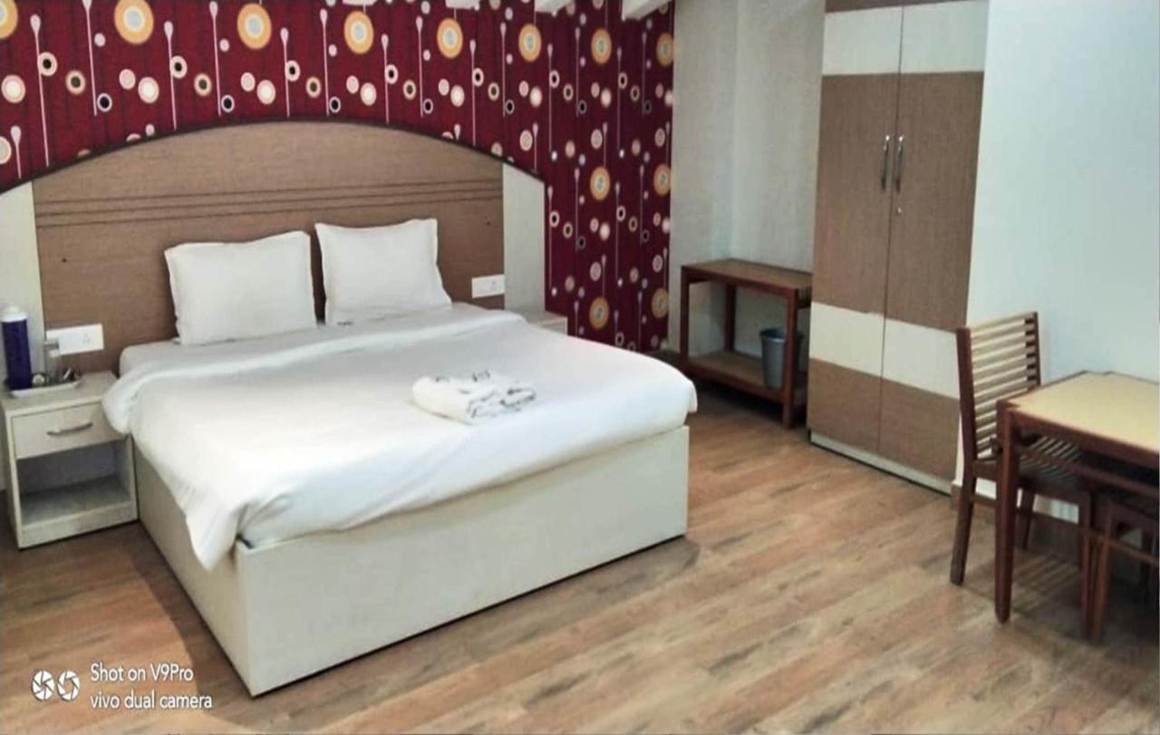 Dew Drop Inn Ooty Εξωτερικό φωτογραφία